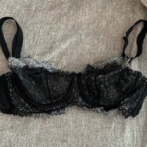 36d unlined lace bra by Cacique
